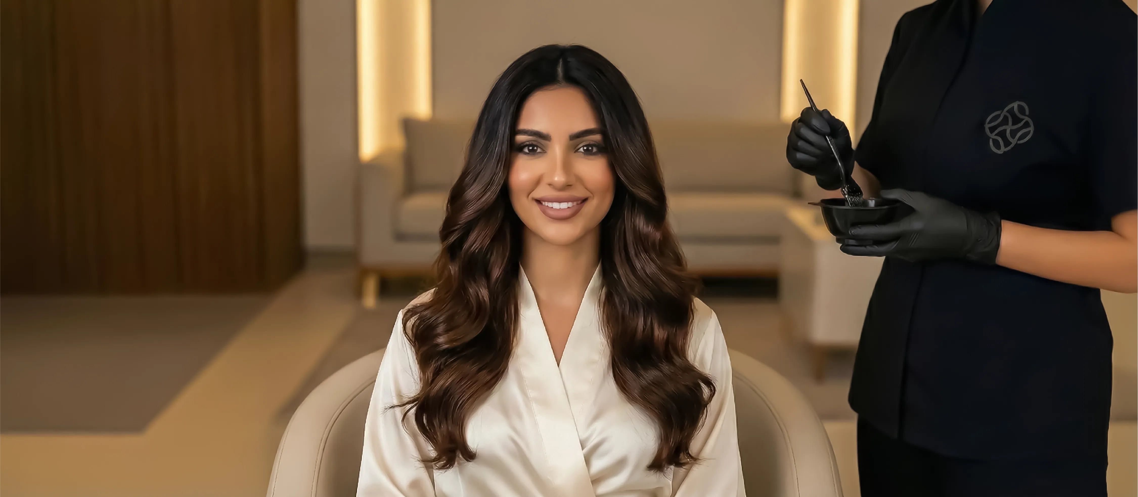 جذور شعر ملونة بإطلالة طبيعية: صبغ دون امونيا